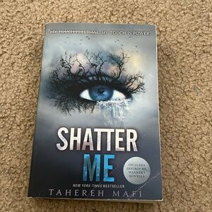 Shatter me book